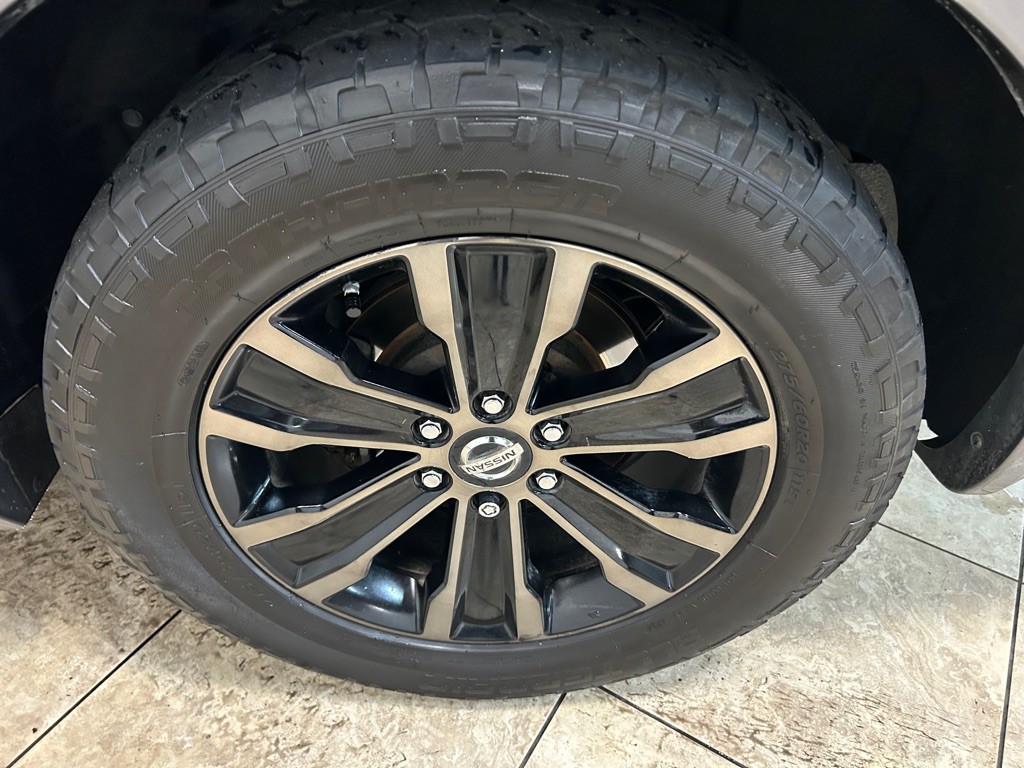 2019 Nissan Armada Image 12