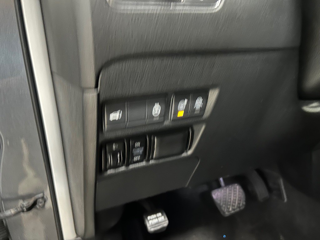 2019 Nissan Armada Image 17