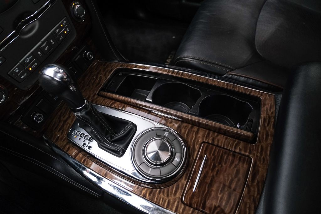 2019 Nissan Armada Image 28