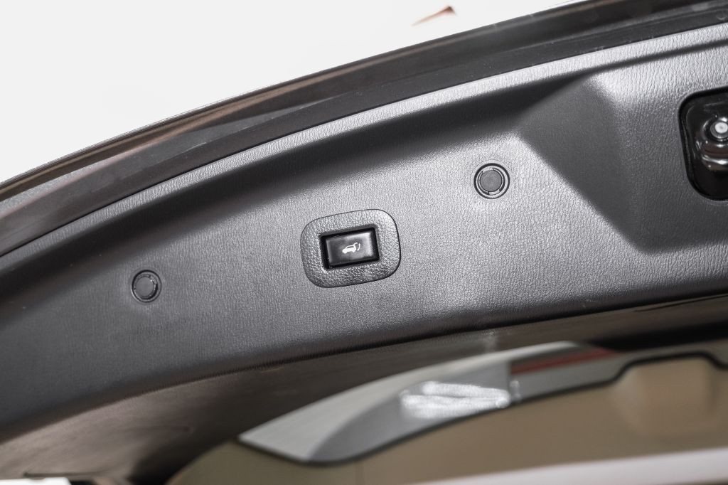 2019 Nissan Armada Image 54