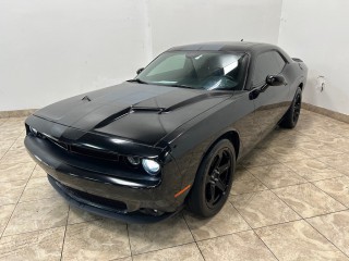 Image for 2017 Dodge Challenger SXT ID: 7404689