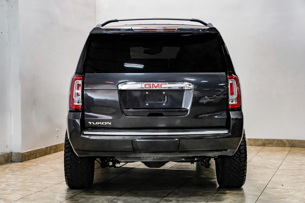 2017 GMC Yukon Image 9