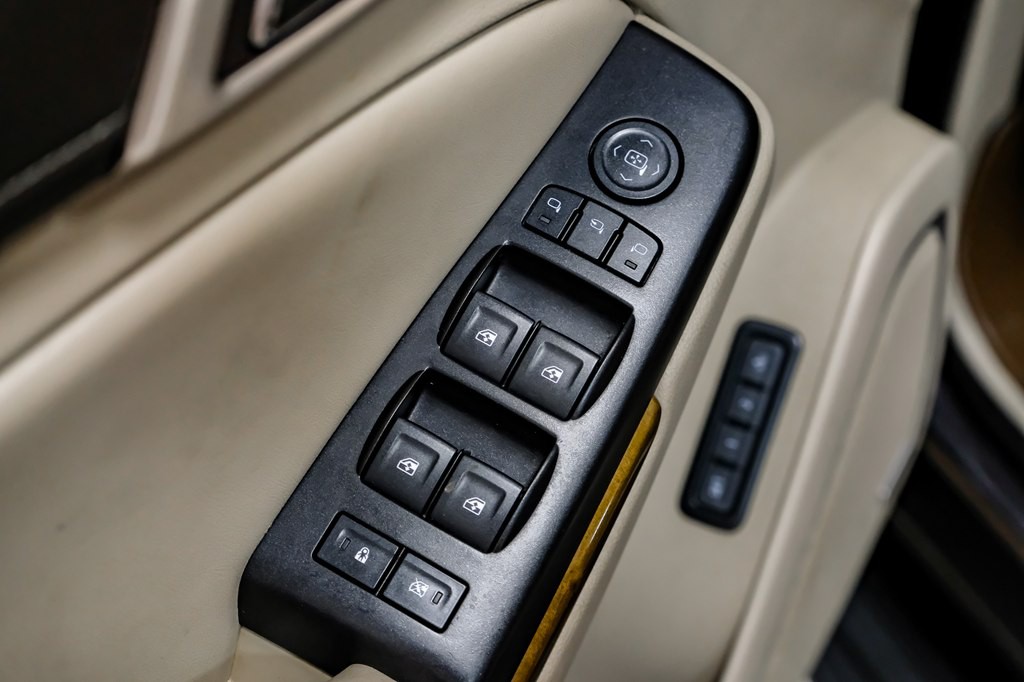2017 GMC Yukon Image 38