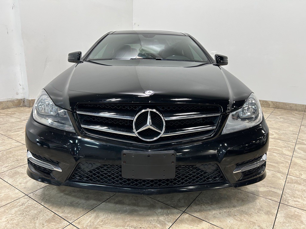2015 Mercedes-Benz C-Class Image 4