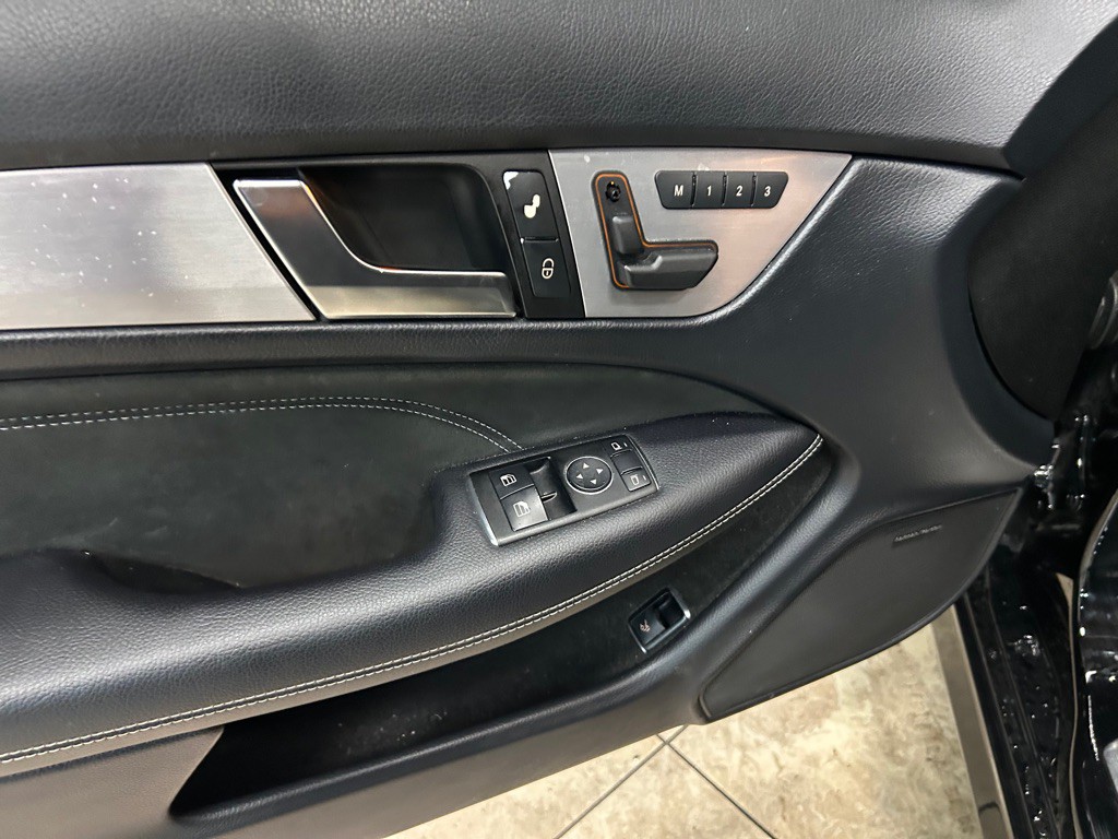 2015 Mercedes-Benz C-Class Image 15