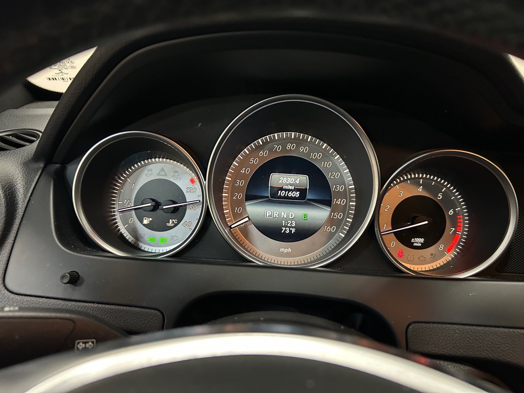 2015 Mercedes-Benz C-Class Image 16