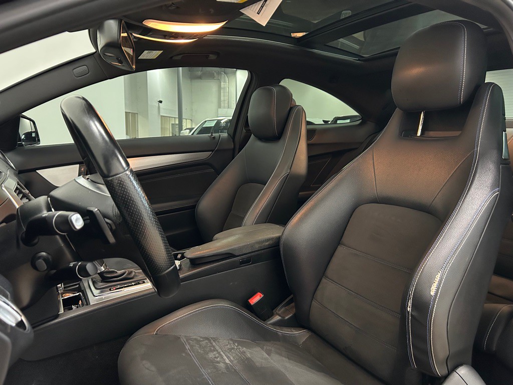 2015 Mercedes-Benz C-Class Image 25