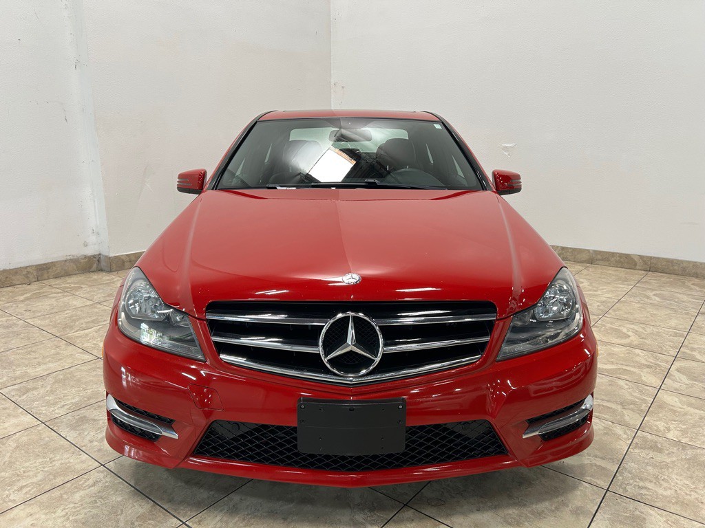 2014 Mercedes-Benz C-Class Image 2