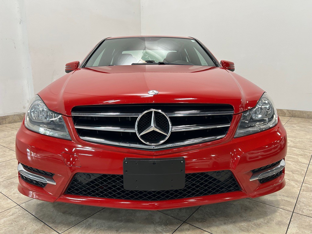 2014 Mercedes-Benz C-Class Image 3