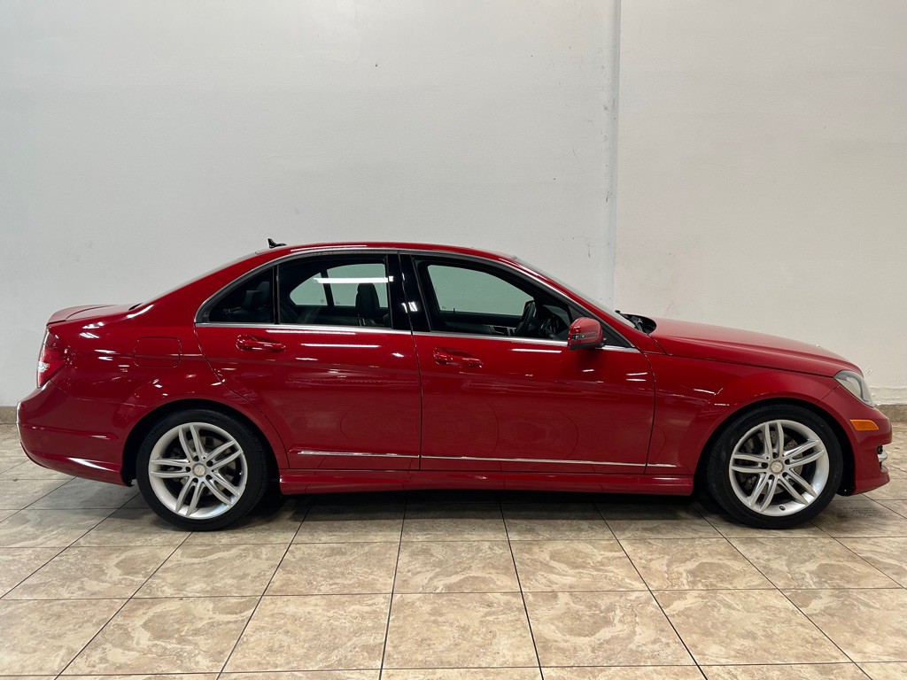 2014 Mercedes-Benz C-Class Image 8