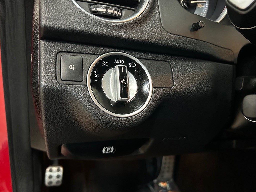 2014 Mercedes-Benz C-Class Image 18