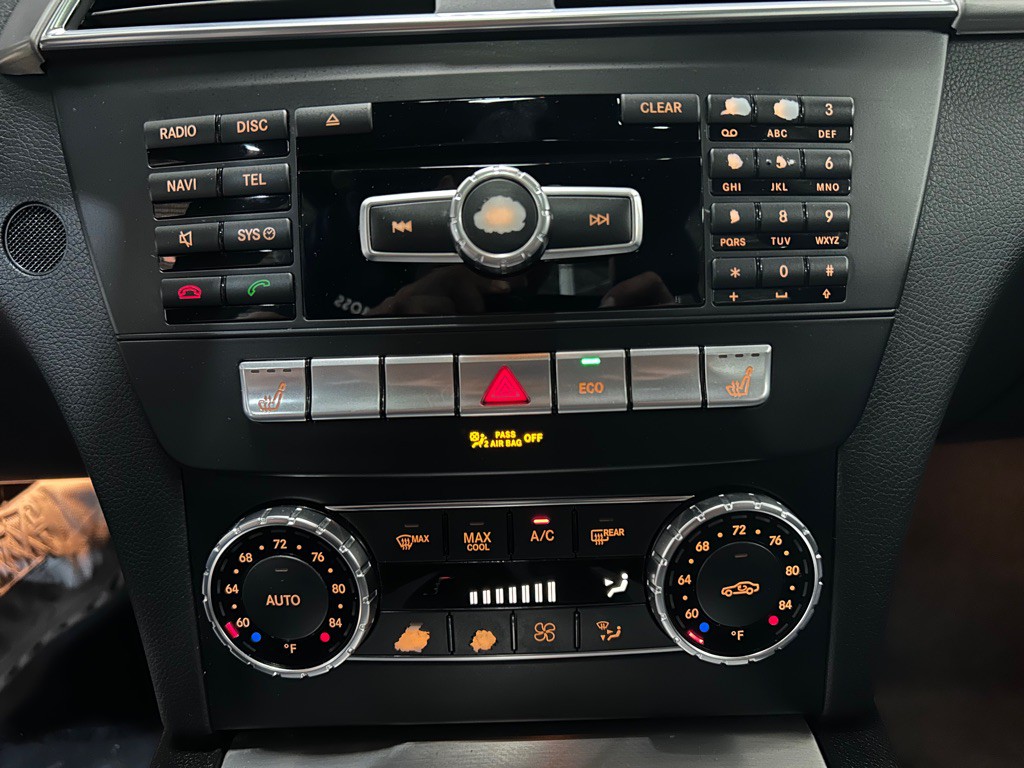 2014 Mercedes-Benz C-Class Image 24