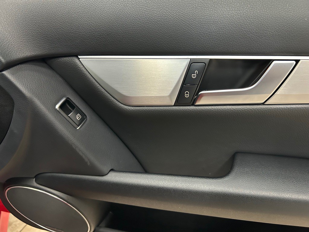 2014 Mercedes-Benz C-Class Image 30