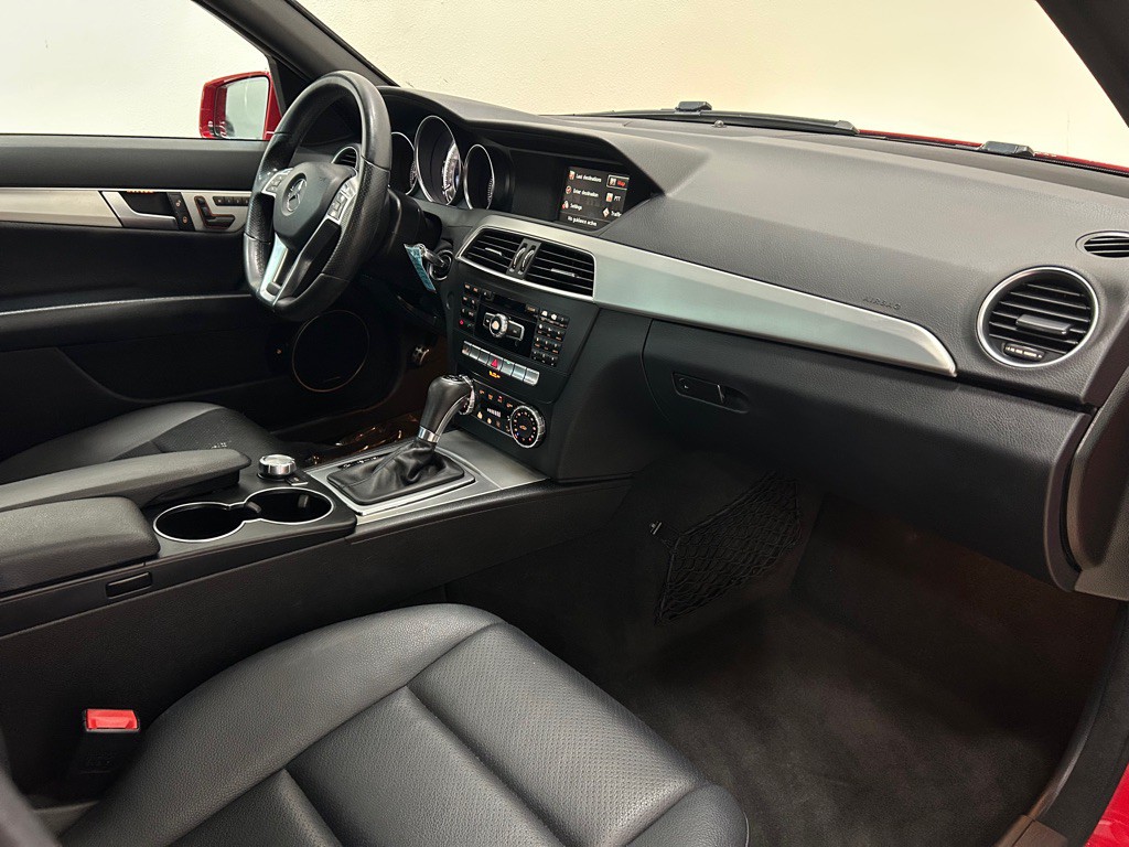 2014 Mercedes-Benz C-Class Image 31