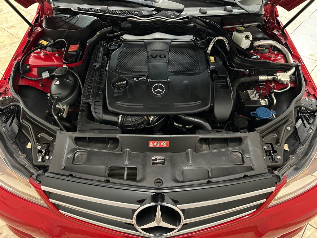 2014 Mercedes-Benz C-Class Image 43