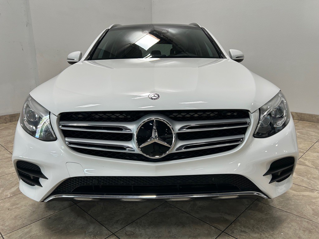 2017 Mercedes-Benz GLC-Class Image 3