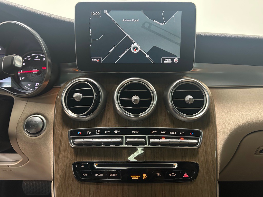 2017 Mercedes-Benz GLC-Class Image 21