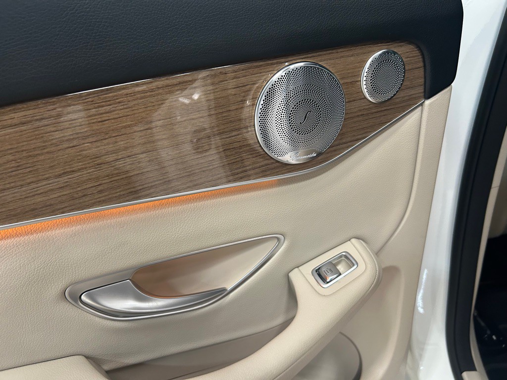 2017 Mercedes-Benz GLC-Class Image 33