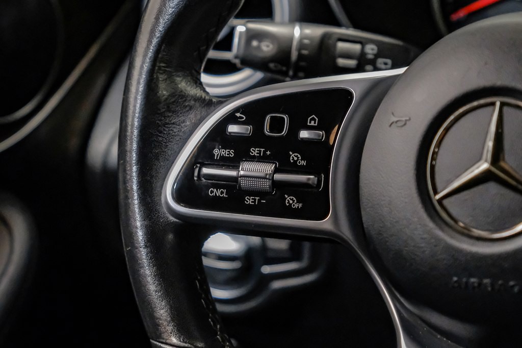2020 Mercedes-Benz GLC-Class Image 15