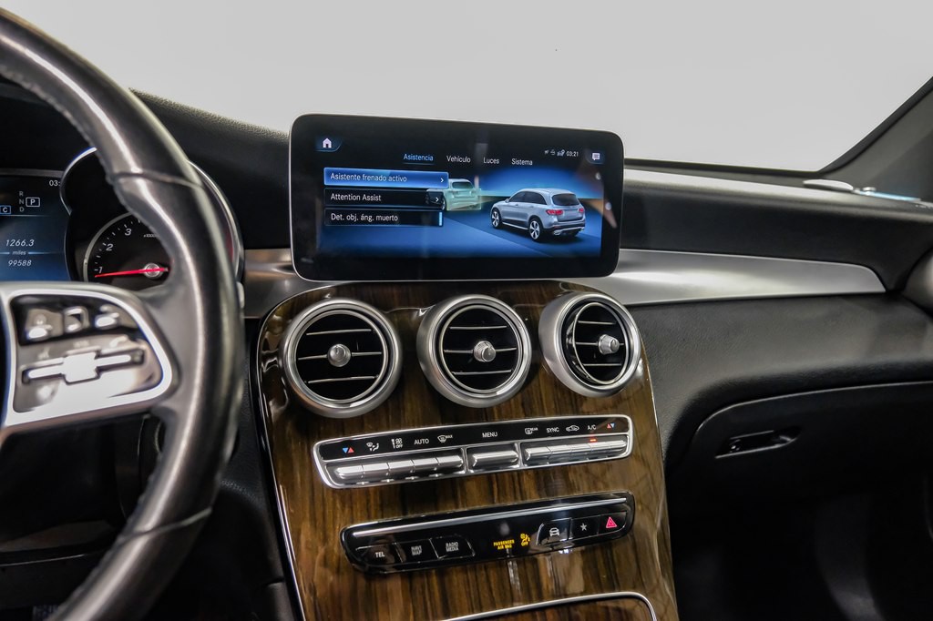 2020 Mercedes-Benz GLC-Class Image 23