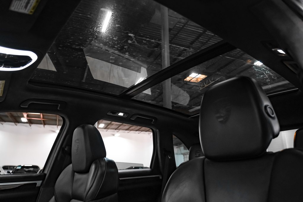 2014 Porsche Cayenne Image 5