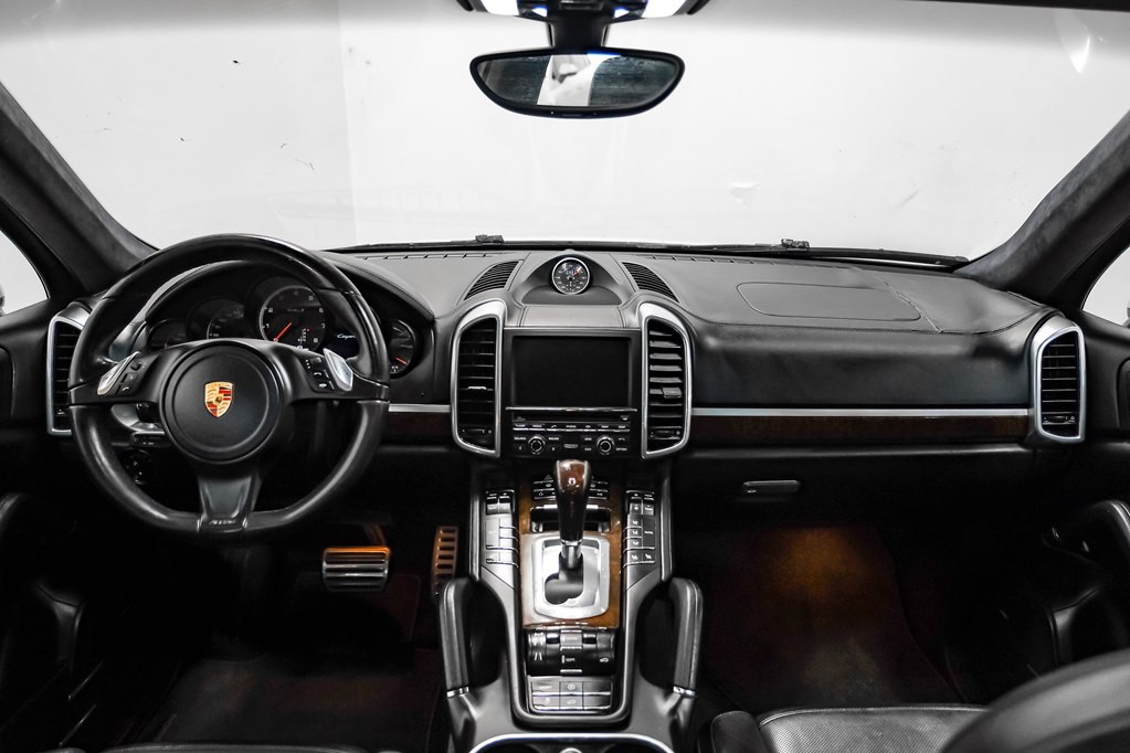 2014 Porsche Cayenne Image 12