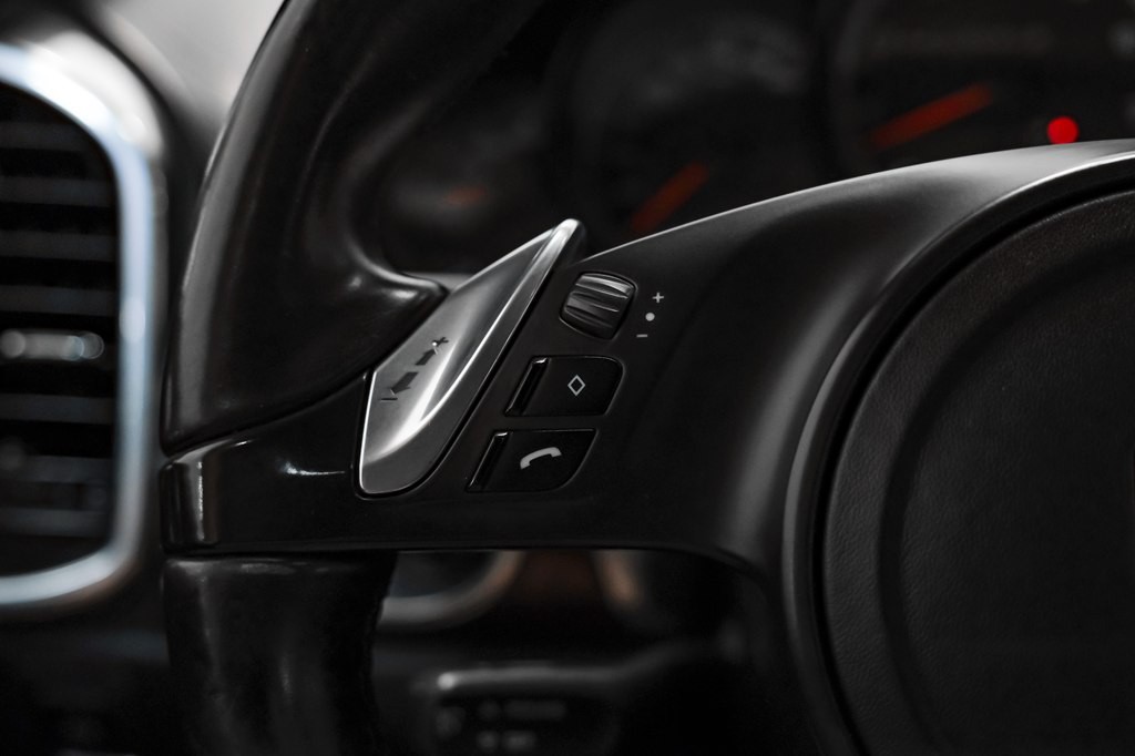 2014 Porsche Cayenne Image 16