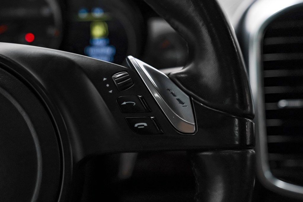 2014 Porsche Cayenne Image 17