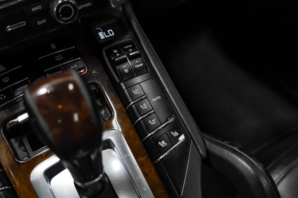 2014 Porsche Cayenne Image 27