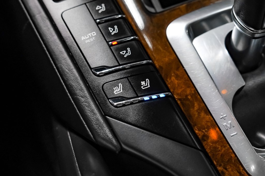 2014 Porsche Cayenne Image 28
