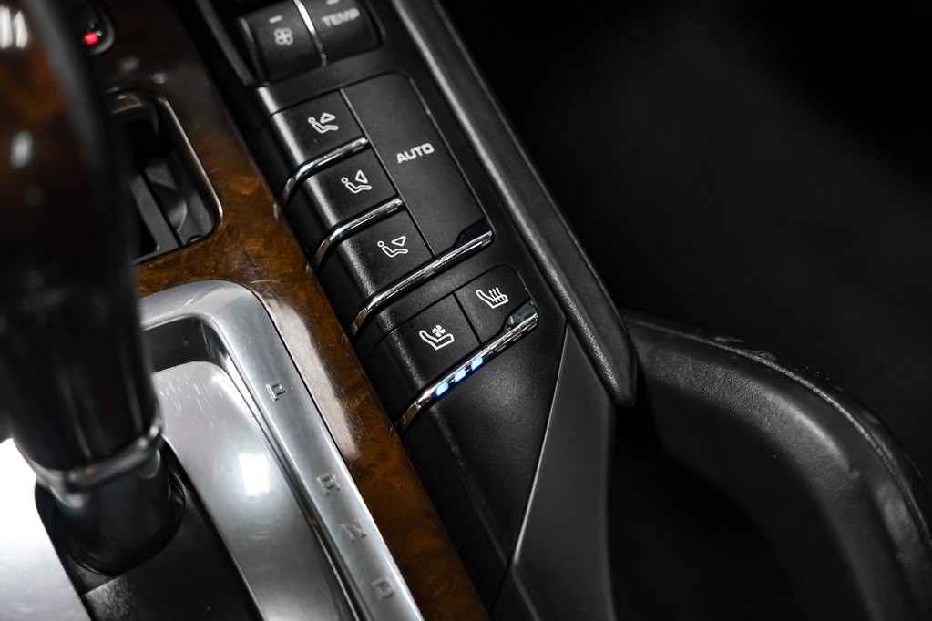 2014 Porsche Cayenne Image 29
