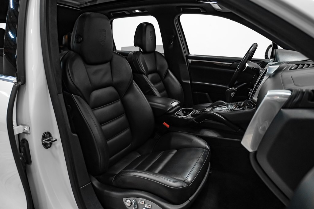 2014 Porsche Cayenne Image 39