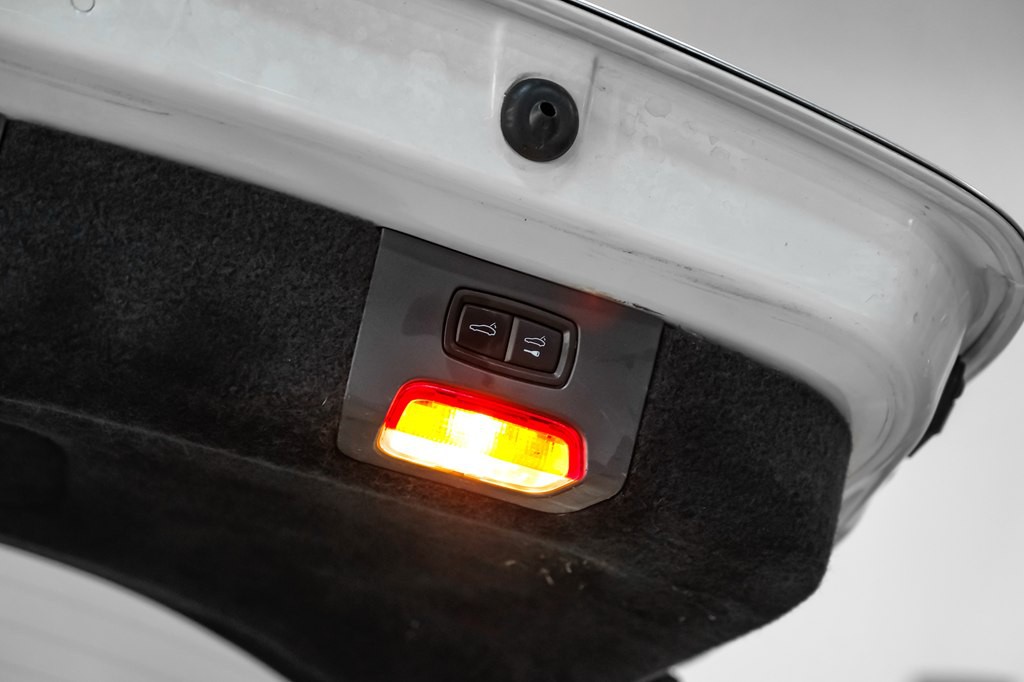 2014 Porsche Cayenne Image 60