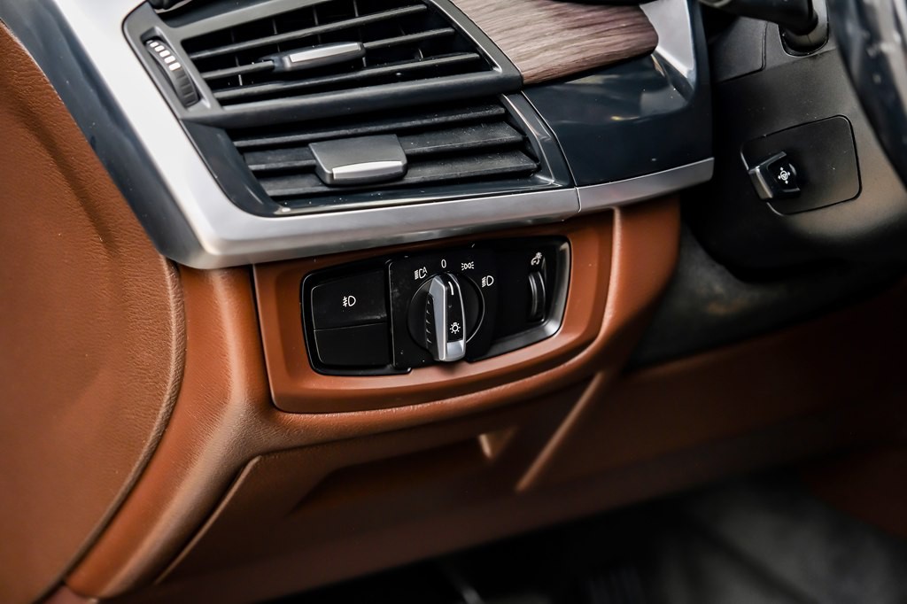 2015 BMW X5 Image 21