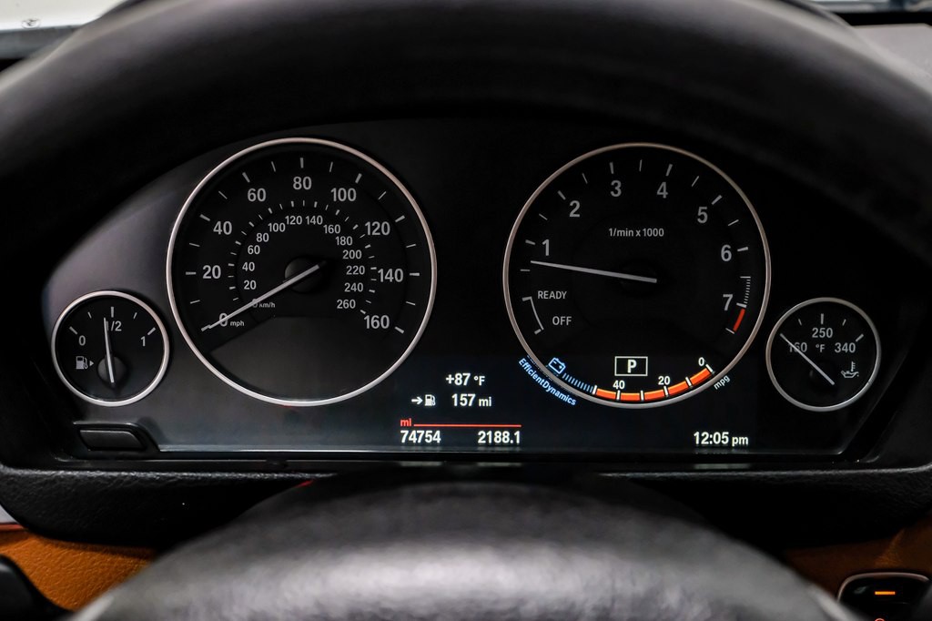 2015 BMW 3 Series Image 18