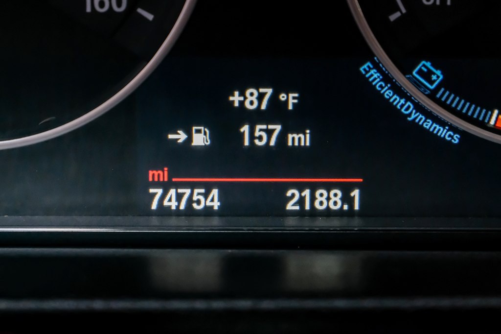 2015 BMW 3 Series Image 19