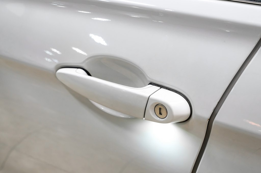 2015 BMW 3 Series Image 38