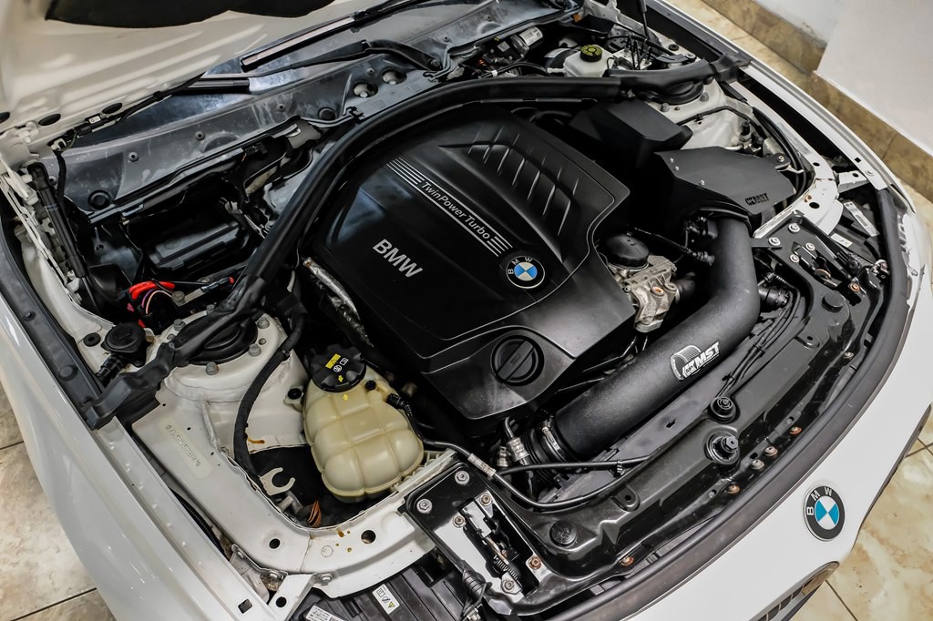 2015 BMW 3 Series Image 48