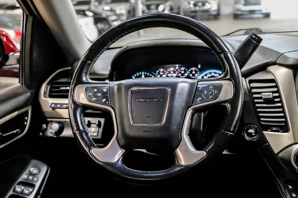 2020 GMC Yukon Image 13