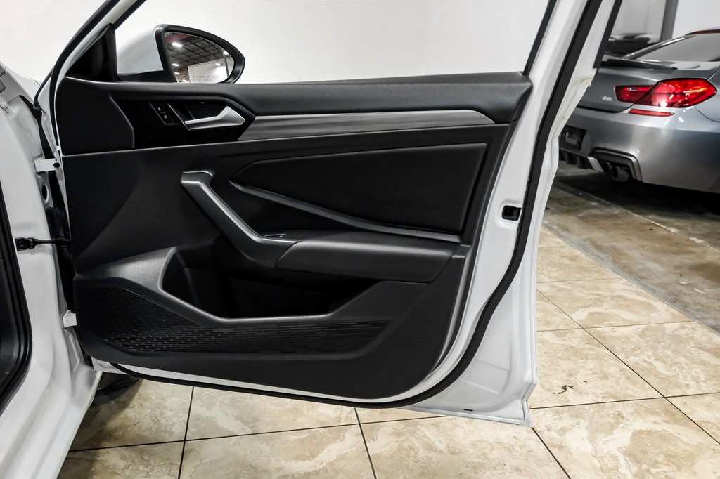 2021 Volkswagen Jetta Image 40