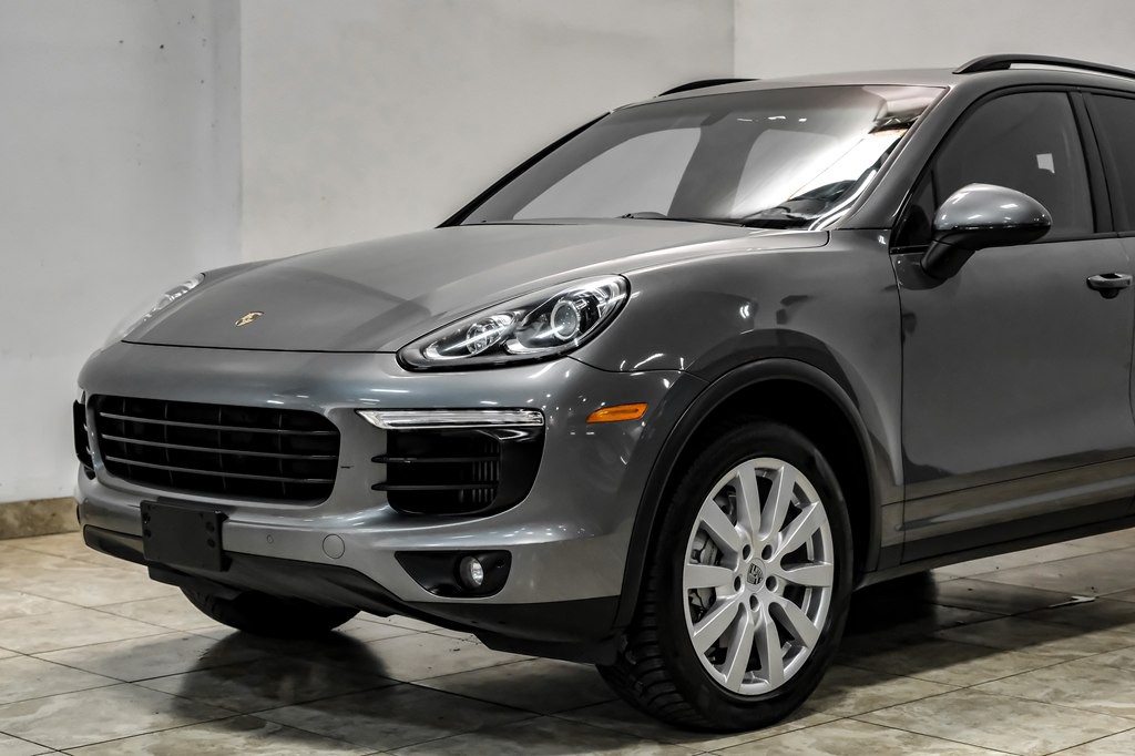 2016 Porsche Cayenne Image 8