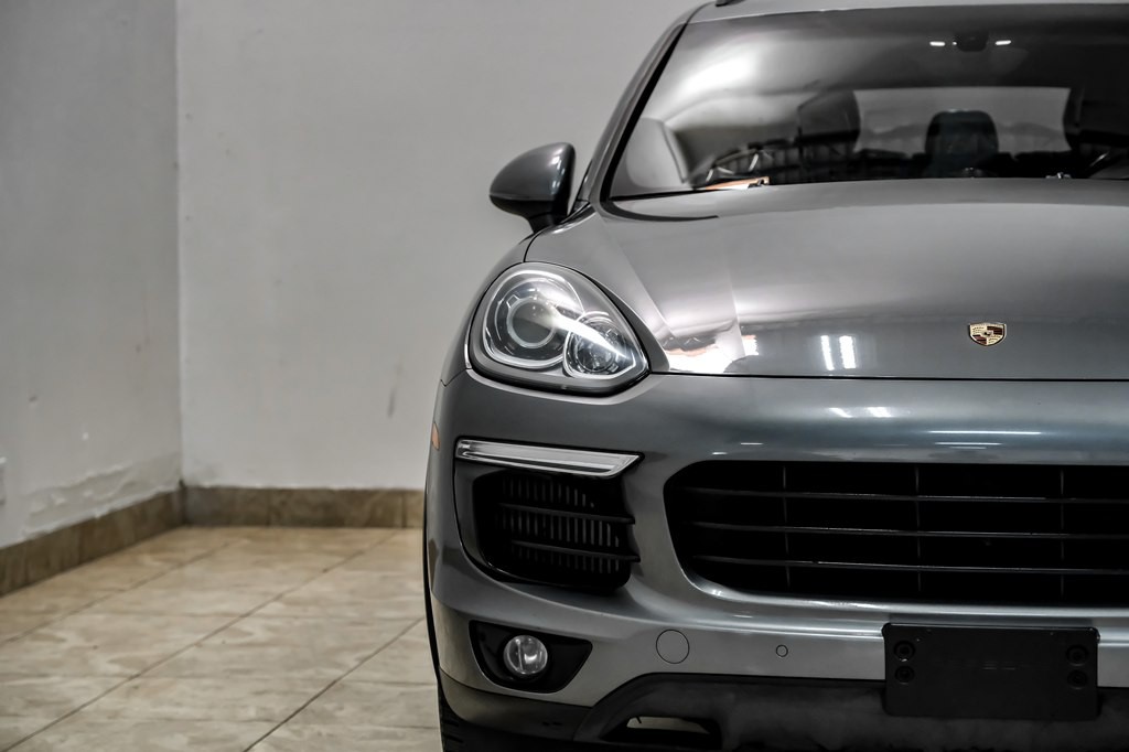 2016 Porsche Cayenne Image 44