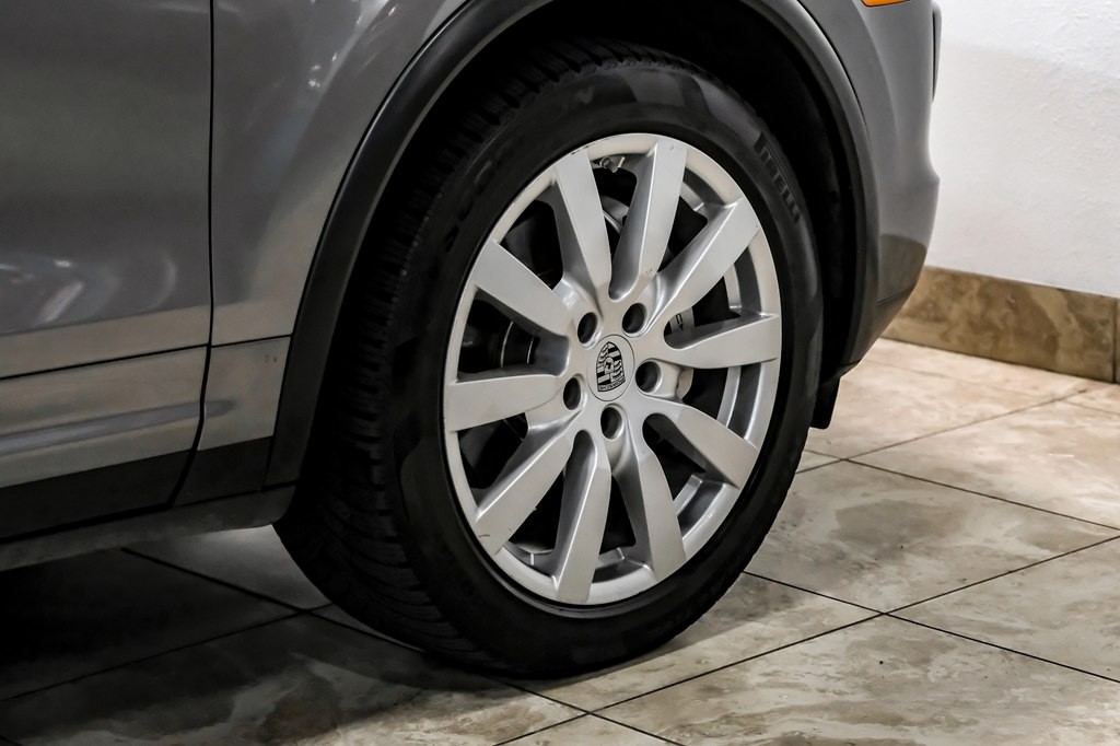 2016 Porsche Cayenne Image 49