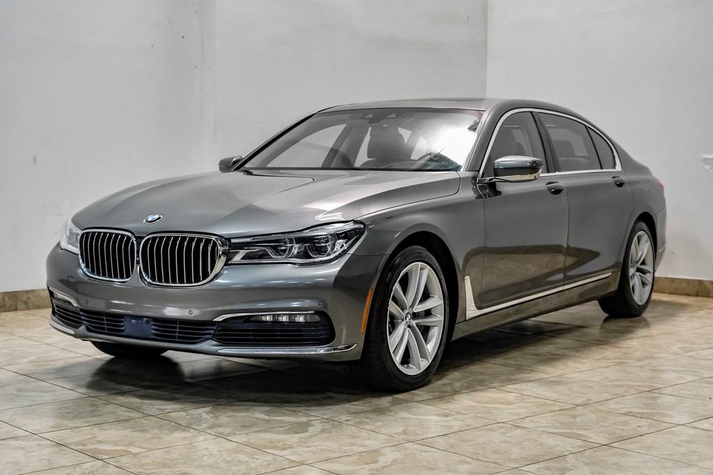 2016 BMW 7 Series Image 7