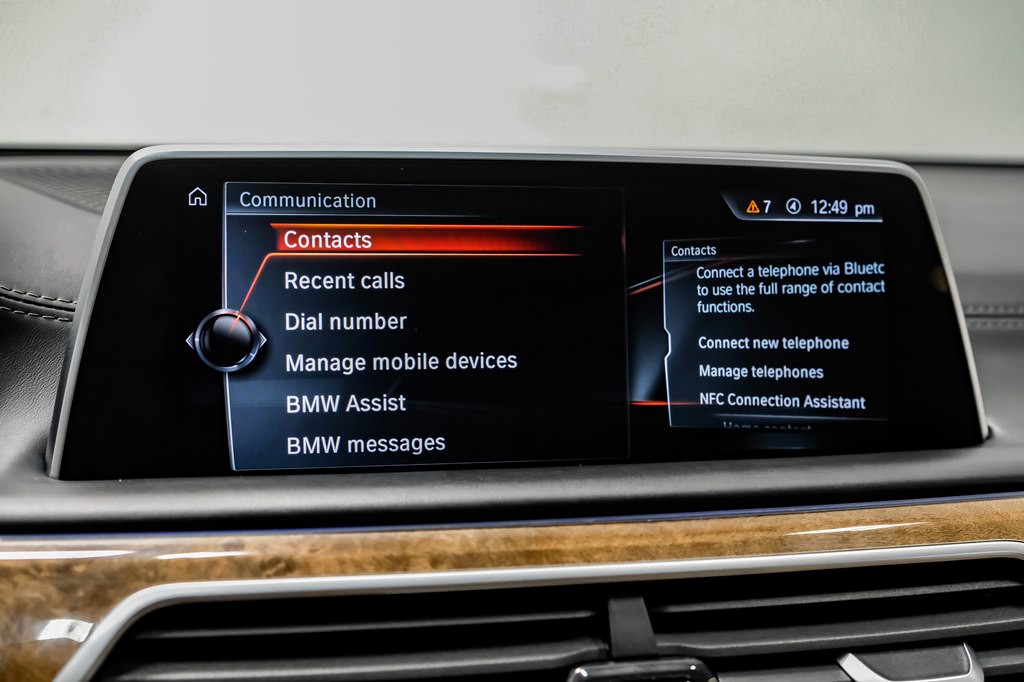 2016 BMW 7 Series Image 26