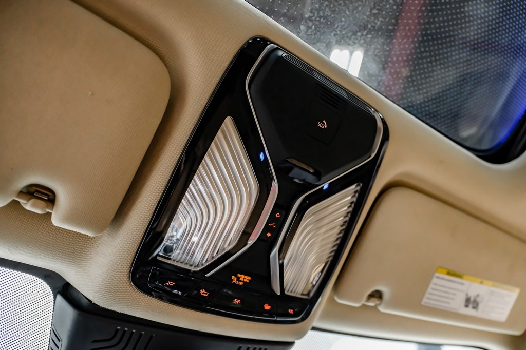 2016 BMW 7 Series Image 27