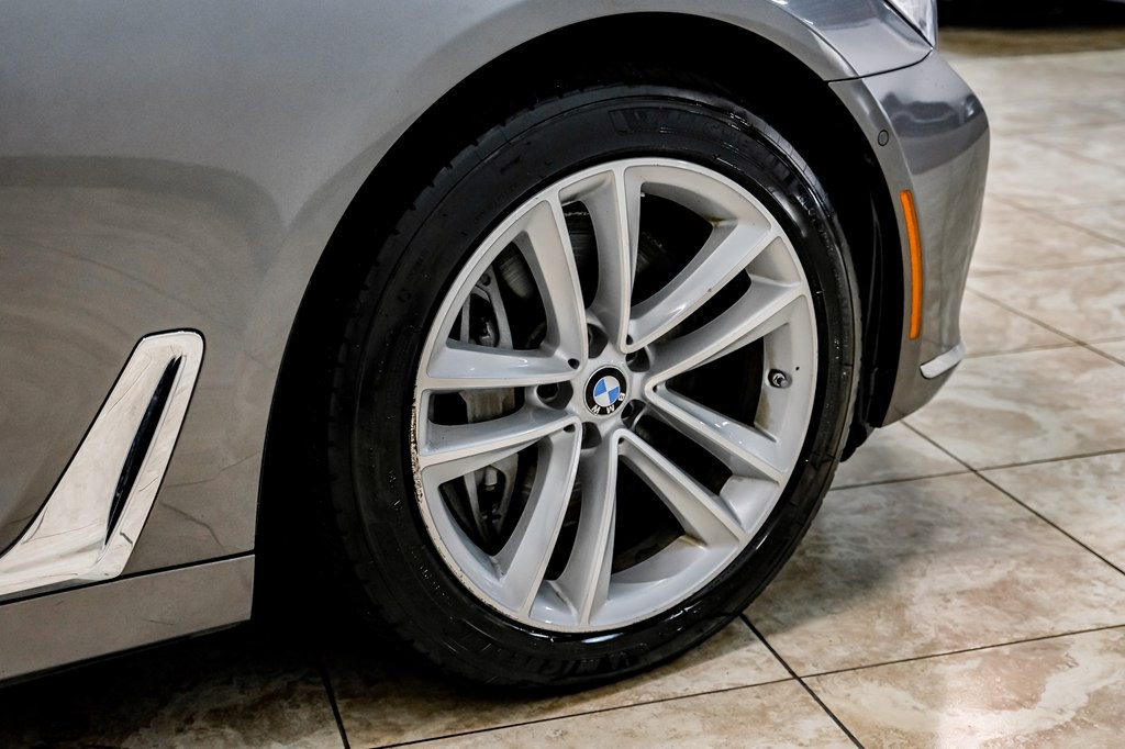 2016 BMW 7 Series Image 50