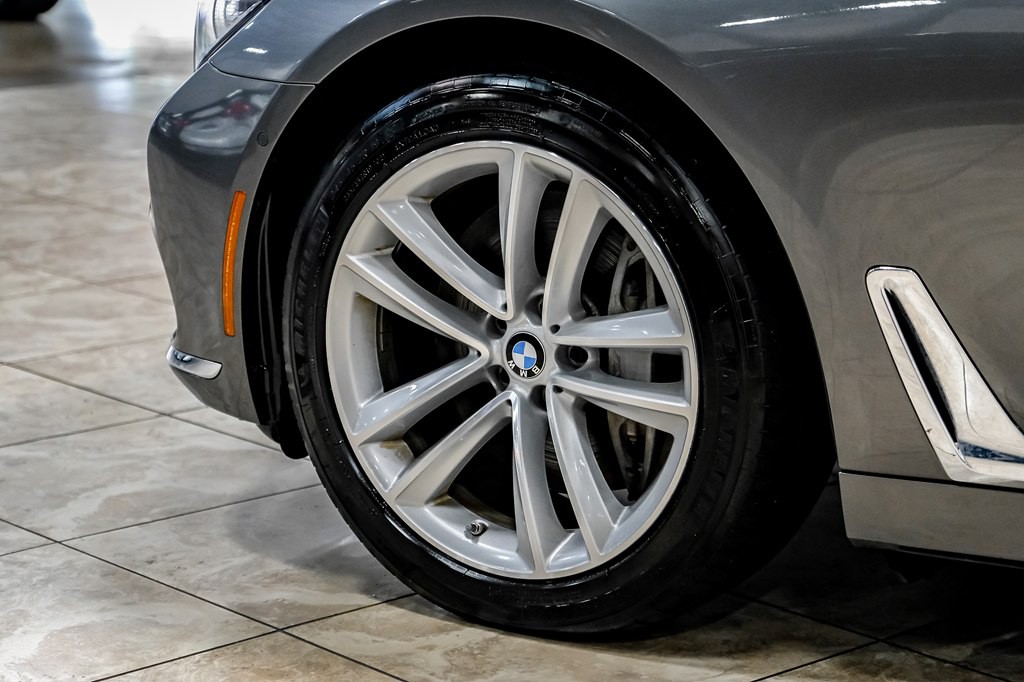 2016 BMW 7 Series Image 51