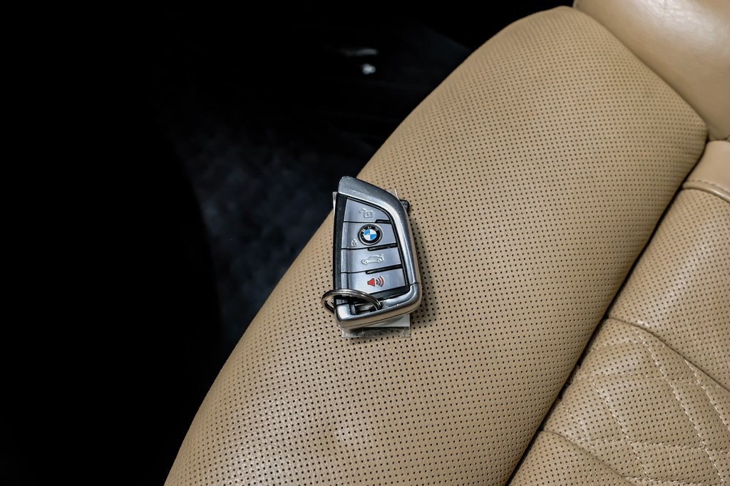 2016 BMW 7 Series Image 53