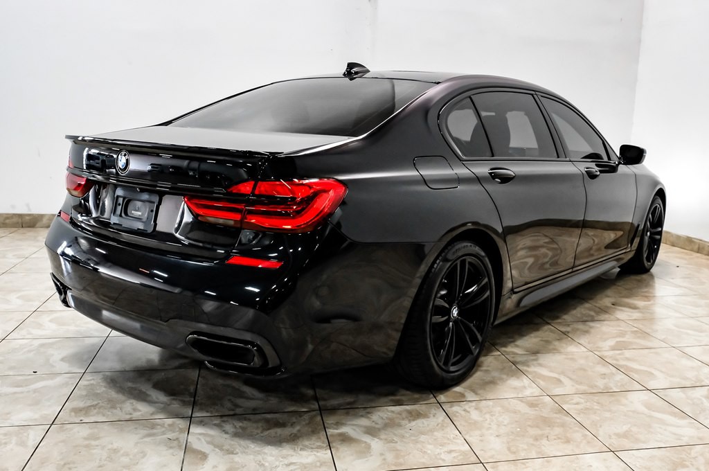 2018 BMW 7 Series Image 10